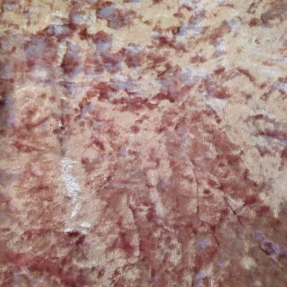 Soft & Electrifying Crushed Velvet Shirt - Picture 15 of 15